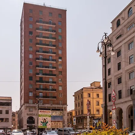 Διαμέρισμα Tower 13th Floor *