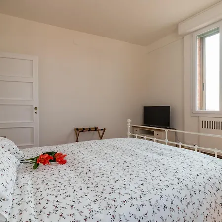 Tower 13th Floor Apartment Padua