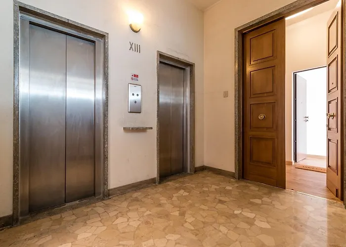 Tower 13th Floor 아파트 파도바