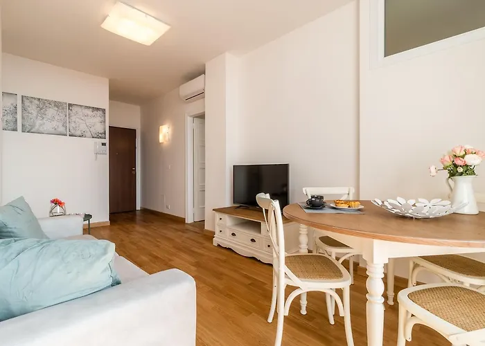 Tower 13th Floor 아파트 *